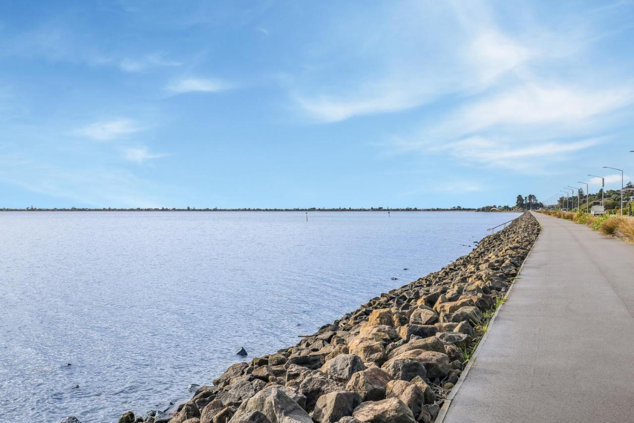 Gatehouse On The Bay - Christchurch Holiday Unit المظهر الخارجي الصورة